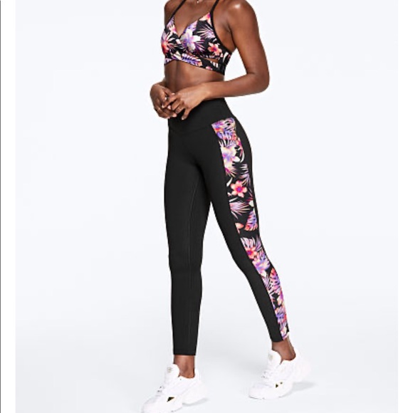 PINK Victoria's Secret Pants - NWT! VS PINK ULTIMATE V LEGGING - BLACK FLORAL